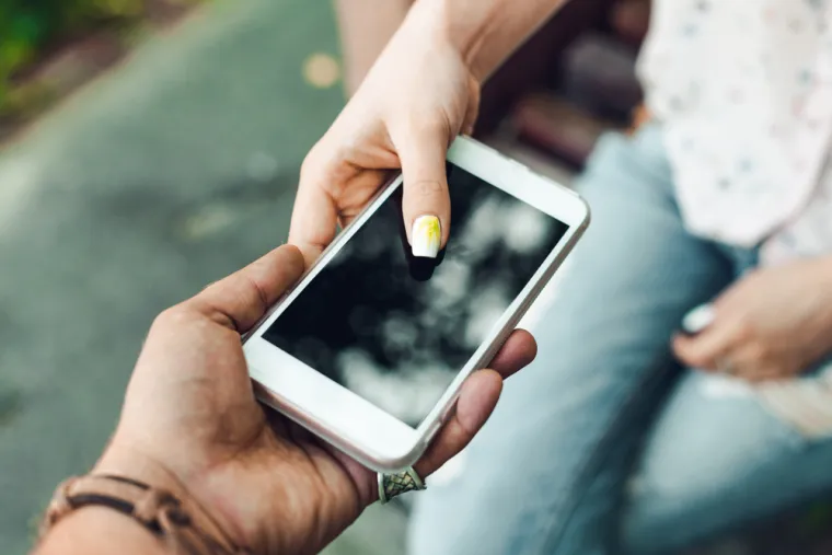 Trikovi za koje malo tko zna: Ovo je 30 mogućnosti koje skrivaju na&scaron;i mobiteli