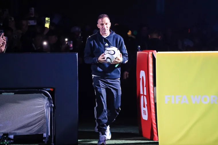 Gvardiol ukrao show legendama koje su predstavile novu loptu za SP 2026: Ovako to radi Joško