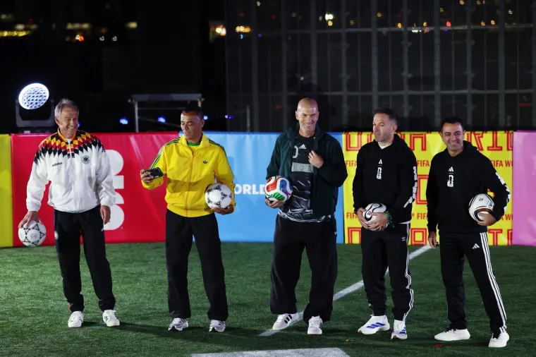 Gvardiol ukrao show legendama koje su predstavile novu loptu za SP 2026: Ovako to radi Joško