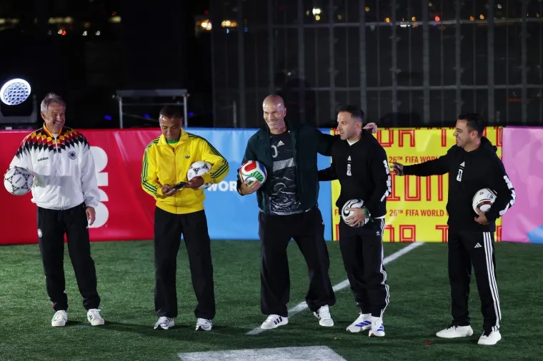 Gvardiol ukrao show legendama koje su predstavile novu loptu za SP 2026: Ovako to radi Joško