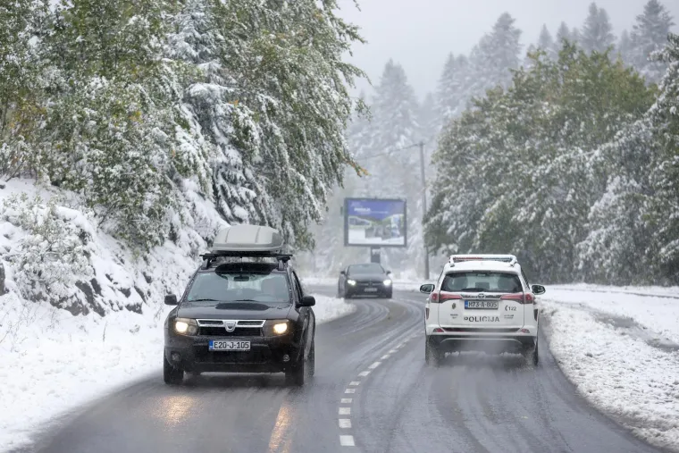 Pogledajte nestvarne prizore prvog snijega ove sezone: Na ovoj planini zima uvijek dođe najranije