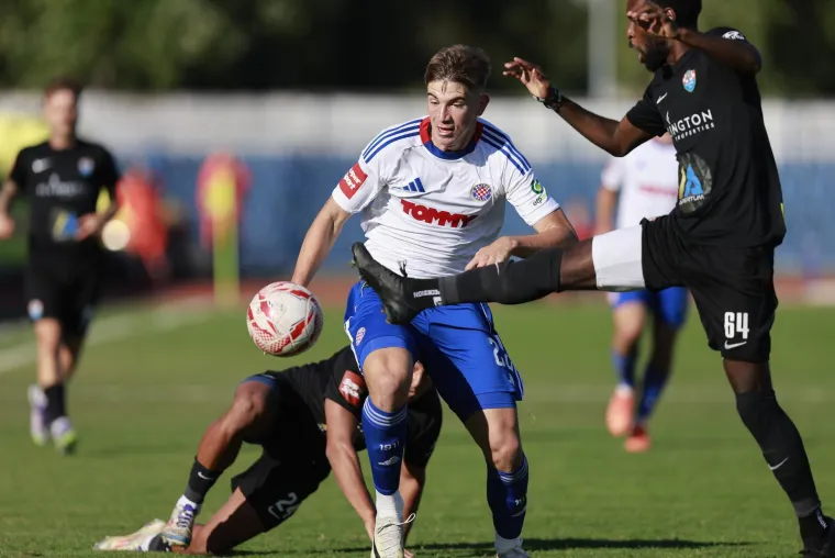 Kakvi prizori na utakmici Hajduka u Slavoniji, ovakav potez se ne viđa često