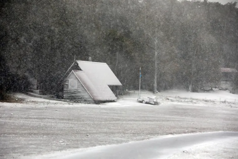 Prvi snijeg zabijelo Platak: Te&scaron;ko je vjerovati da su ovo jesenski prizori