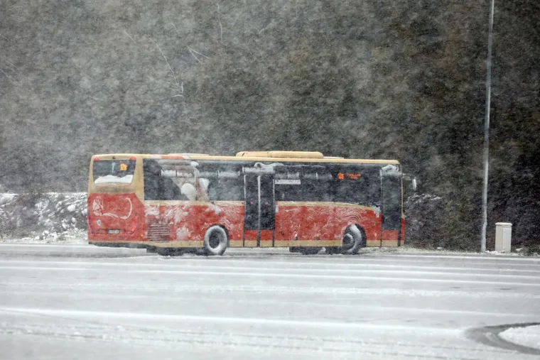 Prvi snijeg zabijelo Platak: Te&scaron;ko je vjerovati da su ovo jesenski prizori