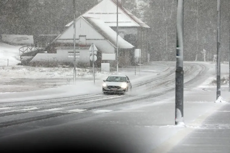 Prvi snijeg zabijelo Platak: Te&scaron;ko je vjerovati da su ovo jesenski prizori