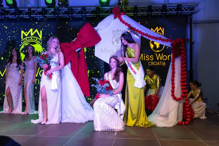 Koliko krasotica na jednom mjestu: Najljep&scaron;a Ličanka je Antonela Antonić