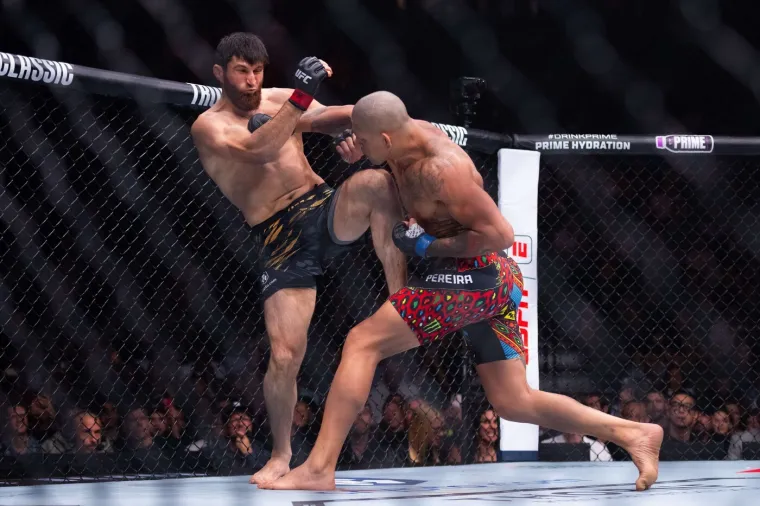 UFC prvak kontroverznim potezom podijelio svijet i postao mit