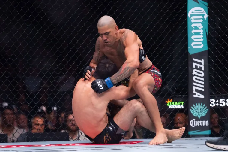 UFC prvak kontroverznim potezom podijelio svijet i postao mit