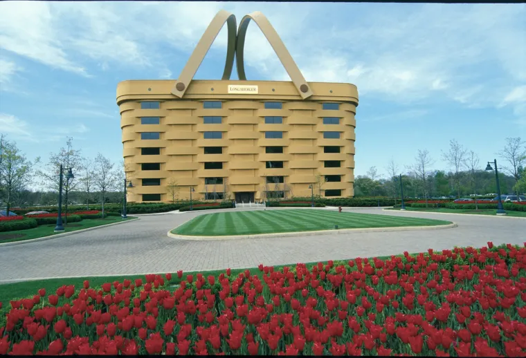 Od kuće na rubu litice, do one u obliku ko&scaron;are: Nevjerojatno, kakve se sve arhitekture grade