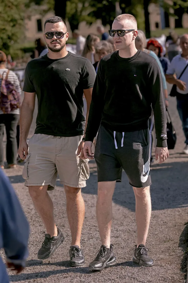 Tri frajera, jedan grad, bezbroj pogleda: Za ovim zgodnim Osječanima nema tko se nije okrenuo