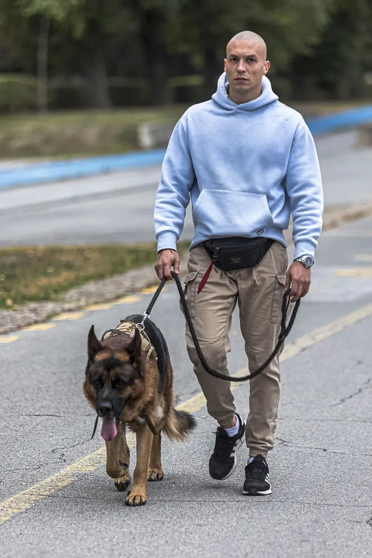 Tri frajera, jedan grad, bezbroj pogleda: Za ovim zgodnim Osječanima nema tko se nije okrenuo