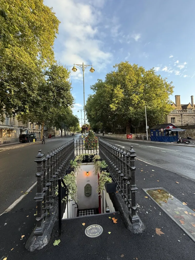 Biste li spavali u javnom WC-u? Kad vidite ovu bajku nećete puno razmi&scaron;ljati, ali cijena noćenja nije mala