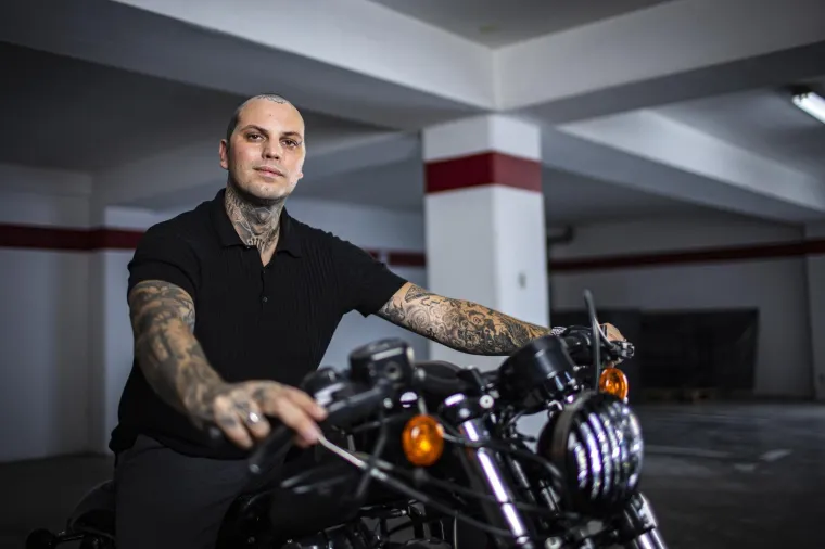 Tko je Mario Mandarić? Kuhanje mu je velika strast, a posvećen je suprug i otac