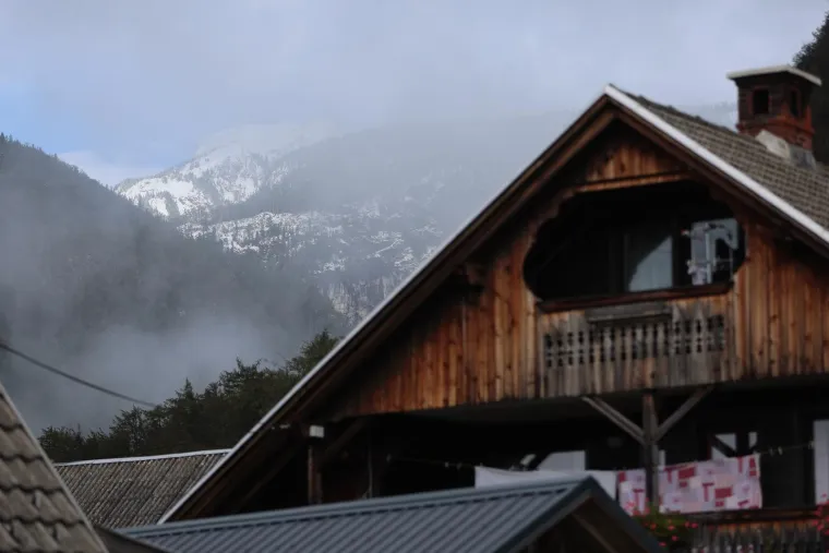 Spu&scaron;teni pogledi planinara, policija na svakom koraku: Ovo je mjesto stravične tragedije