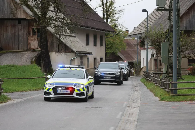 Spušteni pogledi planinara, policija na svakom koraku: Ovo je mjesto stravične tragedije