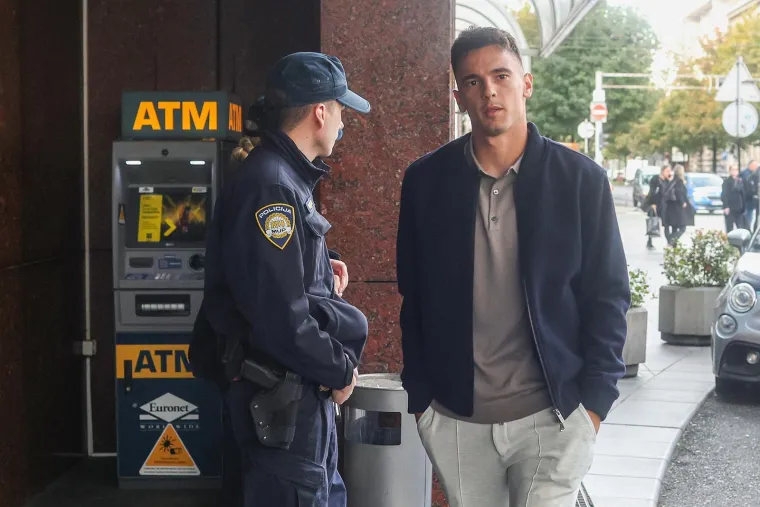 Vatreni dolaze! Pogledajte tko je i kako među prvima stigao u poznati zagrebački hotel