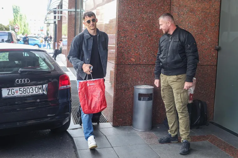 Vatreni dolaze! Pogledajte tko je i kako među prvima stigao u poznati zagrebački hotel