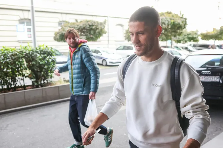 Vatreni dolaze! Pogledajte tko je i kako među prvima stigao u poznati zagrebački hotel