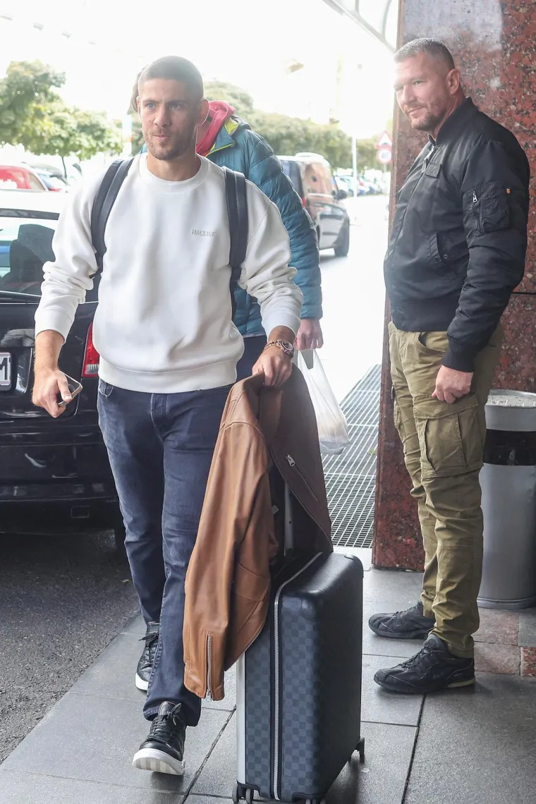 Vatreni dolaze! Pogledajte tko je i kako među prvima stigao u poznati zagrebački hotel