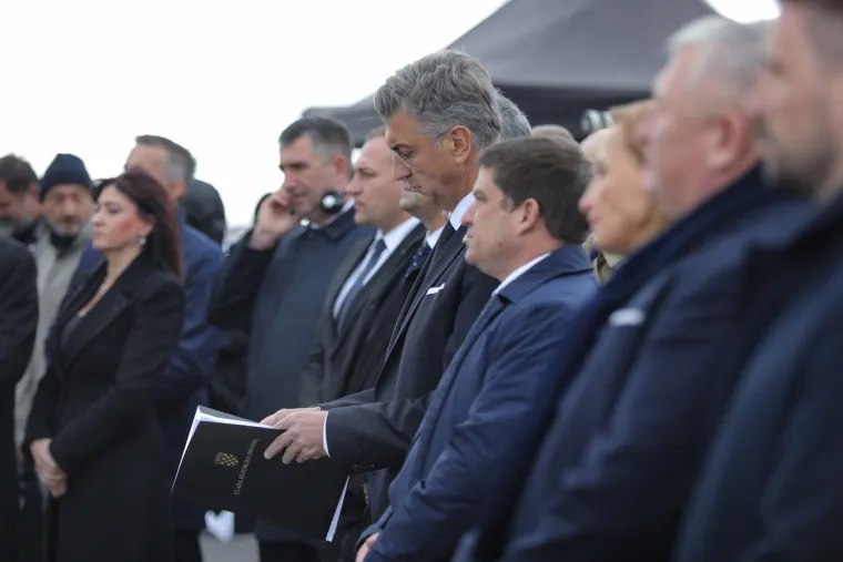 Hrvatska i Mađarska spojene autocestom! Plenkovića pitali gdje je Orban: Dao je zanimljiv odgovor