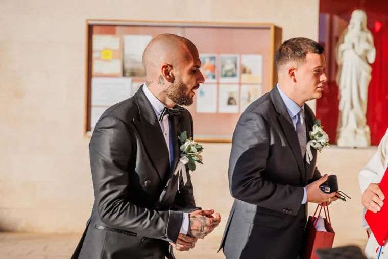 Nogometa&scaron; i modna dizajnerica zavjetovali se na vječnu ljubav: Evo tko je sve do&scaron;ao na vjenčanje