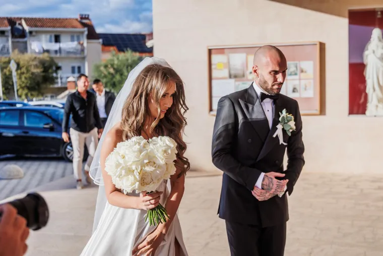 Nogometa&scaron; i modna dizajnerica zavjetovali se na vječnu ljubav: Evo tko je sve do&scaron;ao na vjenčanje