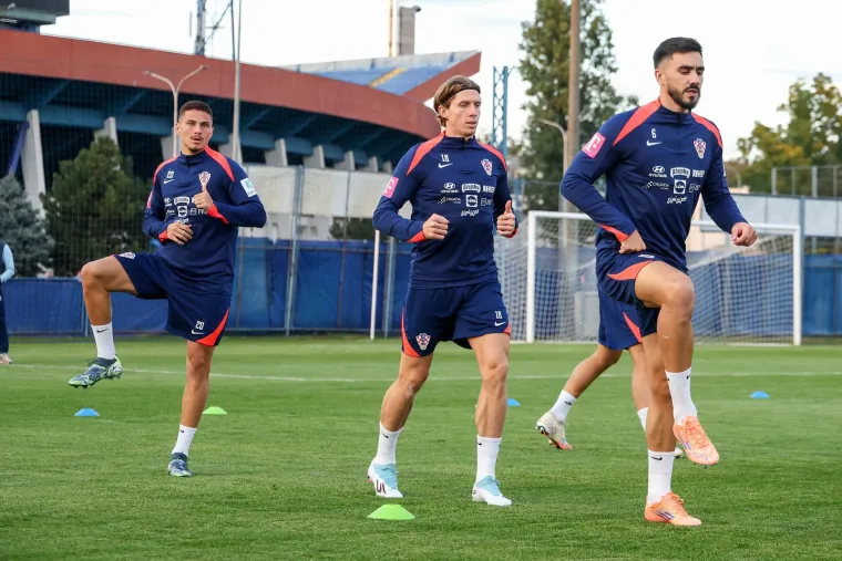 Na Maksimiru vlada sjajna atmosfera: Pogledajte tko se vratio među Dalićeve odabranike!