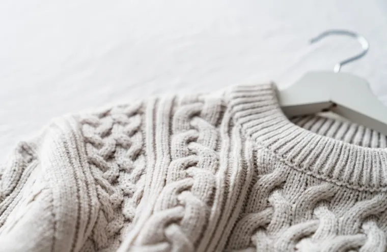 Za sve kombinacije: Ovo je 20 bezvremenskih komada koje trebate imati u svom ormaru