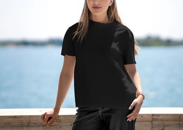 Za sve kombinacije: Ovo je 20 bezvremenskih komada koje trebate imati u svom ormaru