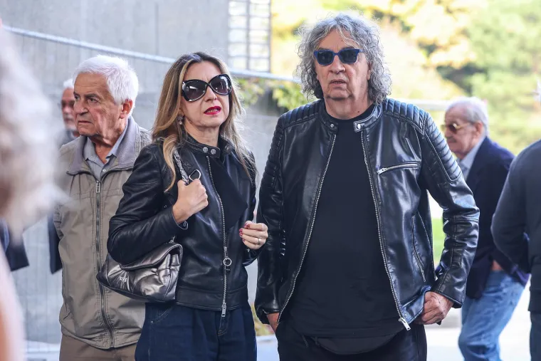 Mila Elegović u suzama na ispraćaju biv&scaron;eg supruga i slavnog fotografa Ivana Balića