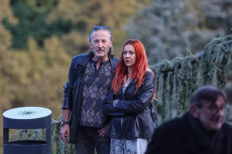 Mila Elegović u suzama na ispraćaju biv&scaron;eg supruga i slavnog fotografa Ivana Balića