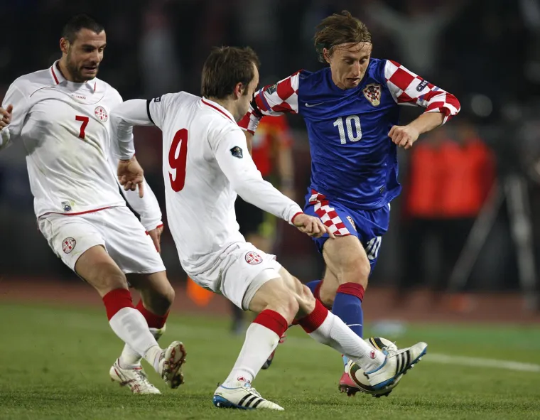 Halid Be&scaron;lić oženio 'pola' Vatrenih! Dva slavna kapetana imala s njim poseban odnos