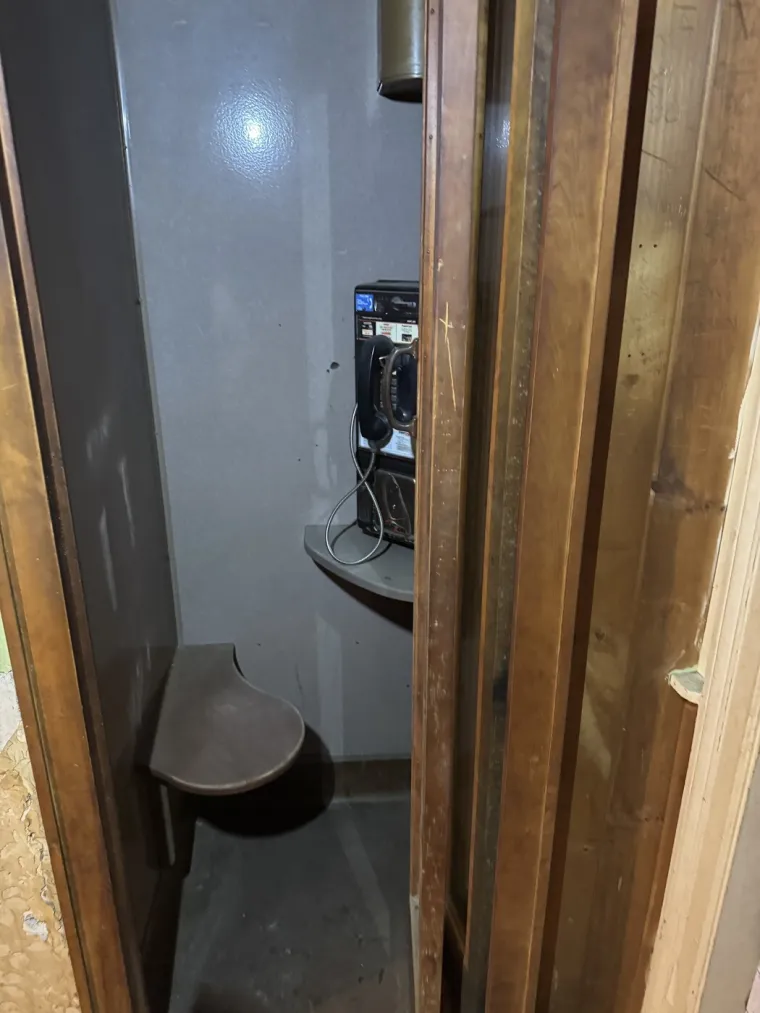 Nekoć su ovdje noćili slavni, danas je objektu zabranjen pristup iz razloga koji plaše um