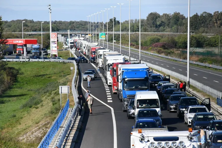 Uznemirujući prizori na A3! Otkrili kako je do&scaron;lo do nesreće: Bugarin u BMW-u ubio Hrvata