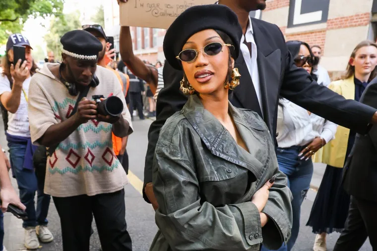 Cardi B je kroz godine doslovno promijenila svoj opis: Fotografije govore vi&scaron;e od riječi