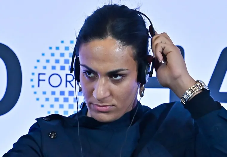 Neuobičajeno izdanje boksačice koju optužuju da je mu&scaron;karac: Ovo obilazi svijet