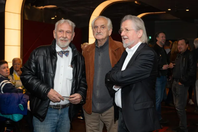 Poznati se okupili na premijeri filma 'Žene, luđaci i malo dobrih pedera': Pogledajte tko je došao