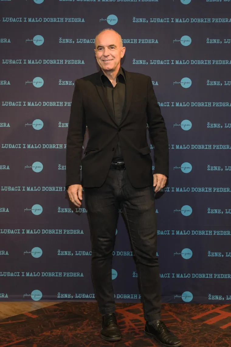 Poznati se okupili na premijeri filma 'Žene, luđaci i malo dobrih pedera': Pogledajte tko je došao