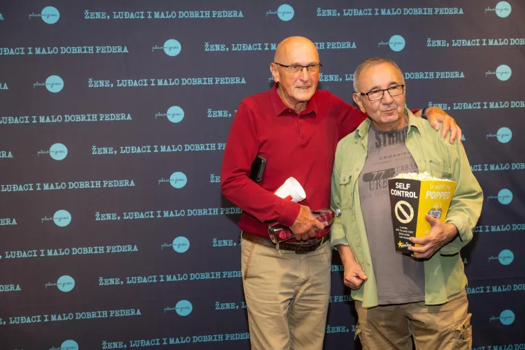 Poznati se okupili na premijeri filma 'Žene, luđaci i malo dobrih pedera': Pogledajte tko je došao