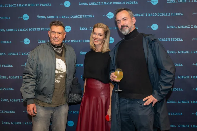 Poznati se okupili na premijeri filma 'Žene, luđaci i malo dobrih pedera': Pogledajte tko je došao