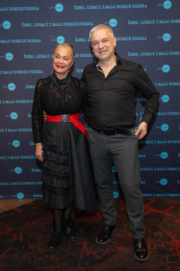 Poznati se okupili na premijeri filma 'Žene, luđaci i malo dobrih pedera': Pogledajte tko je do&scaron;ao