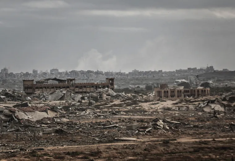 Jedni slave, drugi se sklanjaju od granata: Konfuzne fotografije stanja u Pojasu Gaze