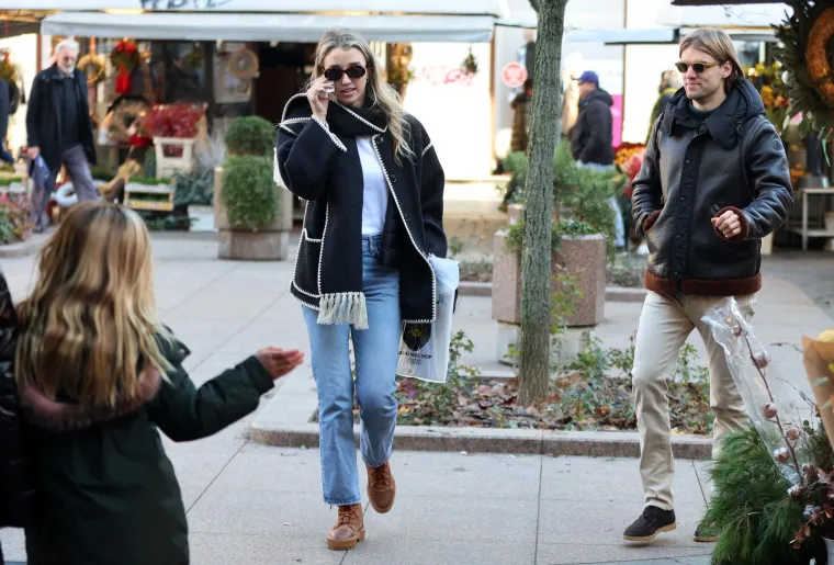 Tko ljubi naše nogometaše? Pogledajte glamurozne dame koje ih prate kroz život