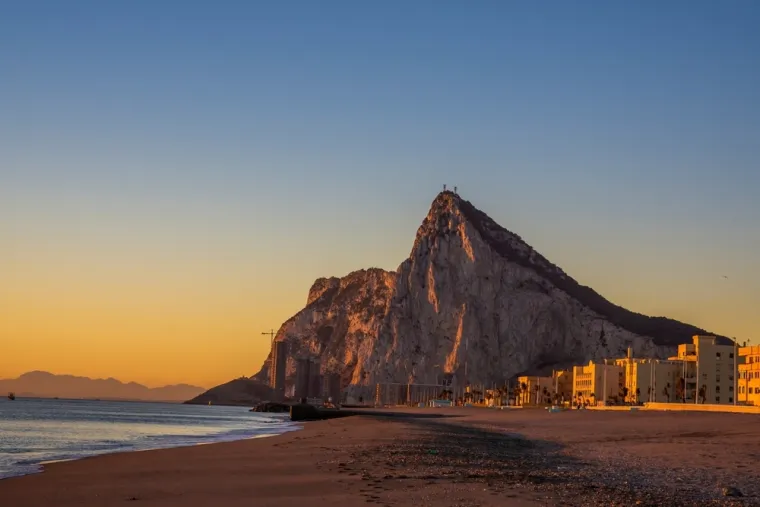 Jedno neobično mjesto: Ovih 26 nevjerojatnih činjenica o Gibraltaru vjerojatno niste znali