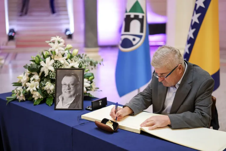 Poruke Sarajlija slamaju srce, ovako se opraštaju od Halida: 'Zauvijek si u našim srcima'