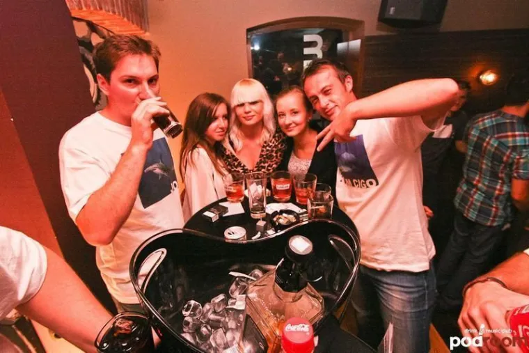 Kakva su to vremena bila! Prije 13 godina klubovi su bili puni i srijedom