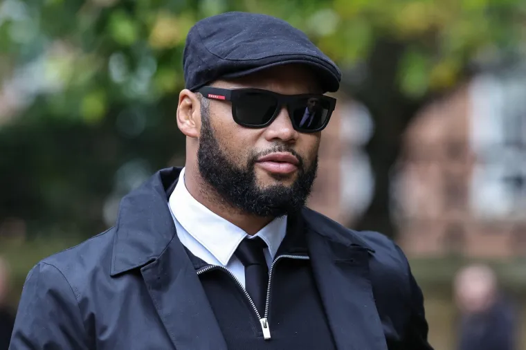 Javnost se oprostila od voljenog borca: Manchester zaplakao za boksačkom legendom