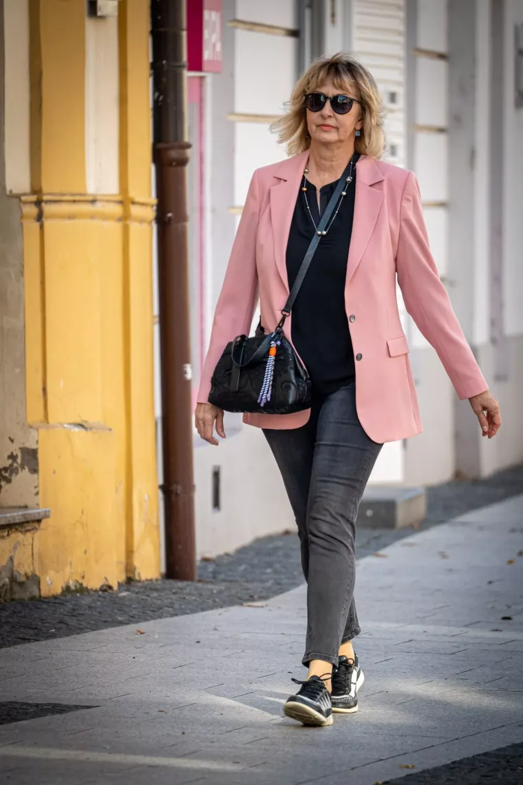 Zasjenila sve: Dama s crvenim ružem i smije&scaron;kom na licu osvojila Čakovec