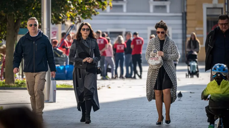 Zasjenila sve: Dama s crvenim ružem i smije&scaron;kom na licu osvojila Čakovec