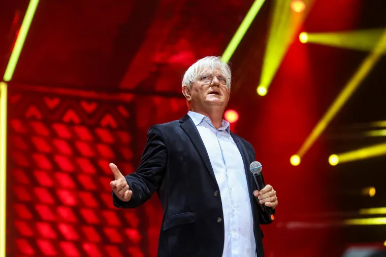 Zagreb je grmio tijekom koncerta u Areni: Krema domaće scene i hrvatske zastave u zraku